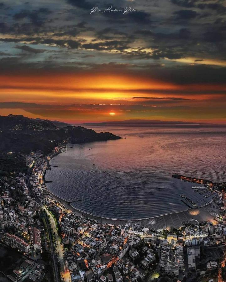 Appartamenti Via Lombardo Giardini Naxos Exteriér fotografie